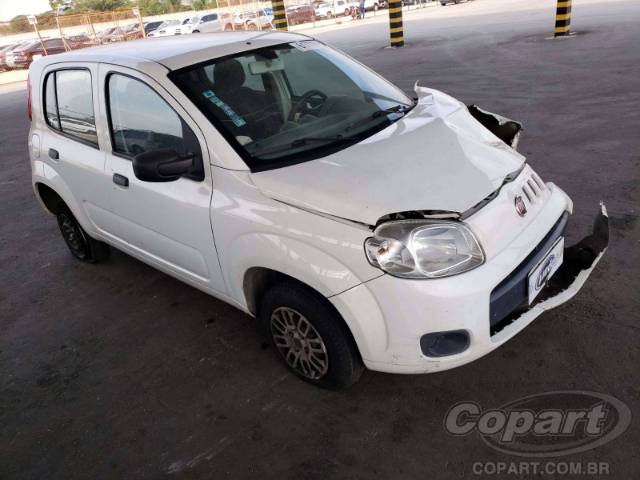 2015 FIAT UNO 