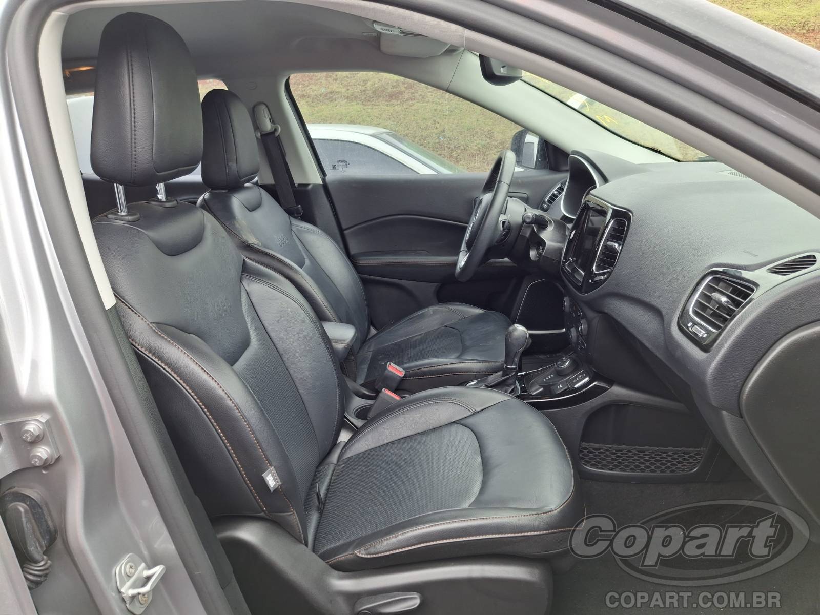 2021 JEEP COMPASS — foto 5 de 15