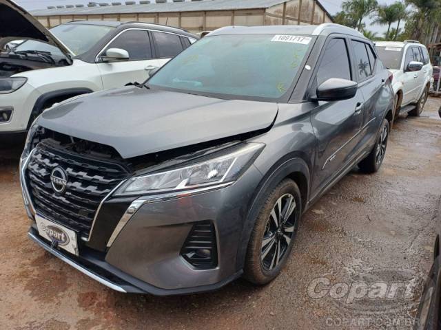 2024 NISSAN KICKS 