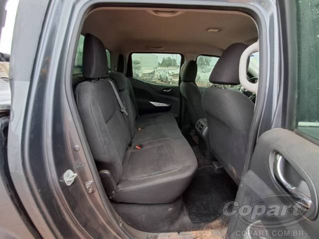 2021 NISSAN FRONTIER CD 