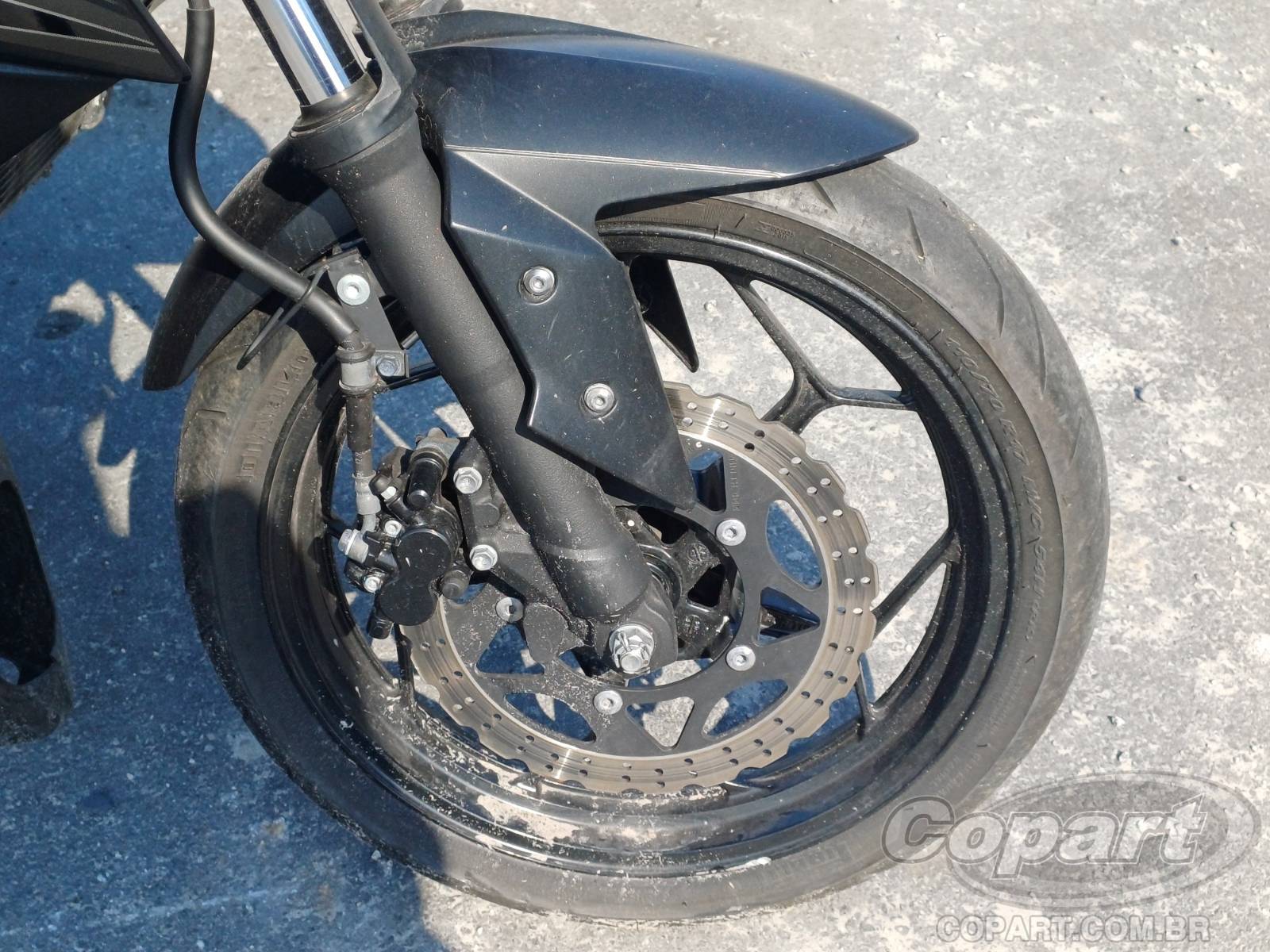 Foto 8 de 10: KAWASAKI Z300