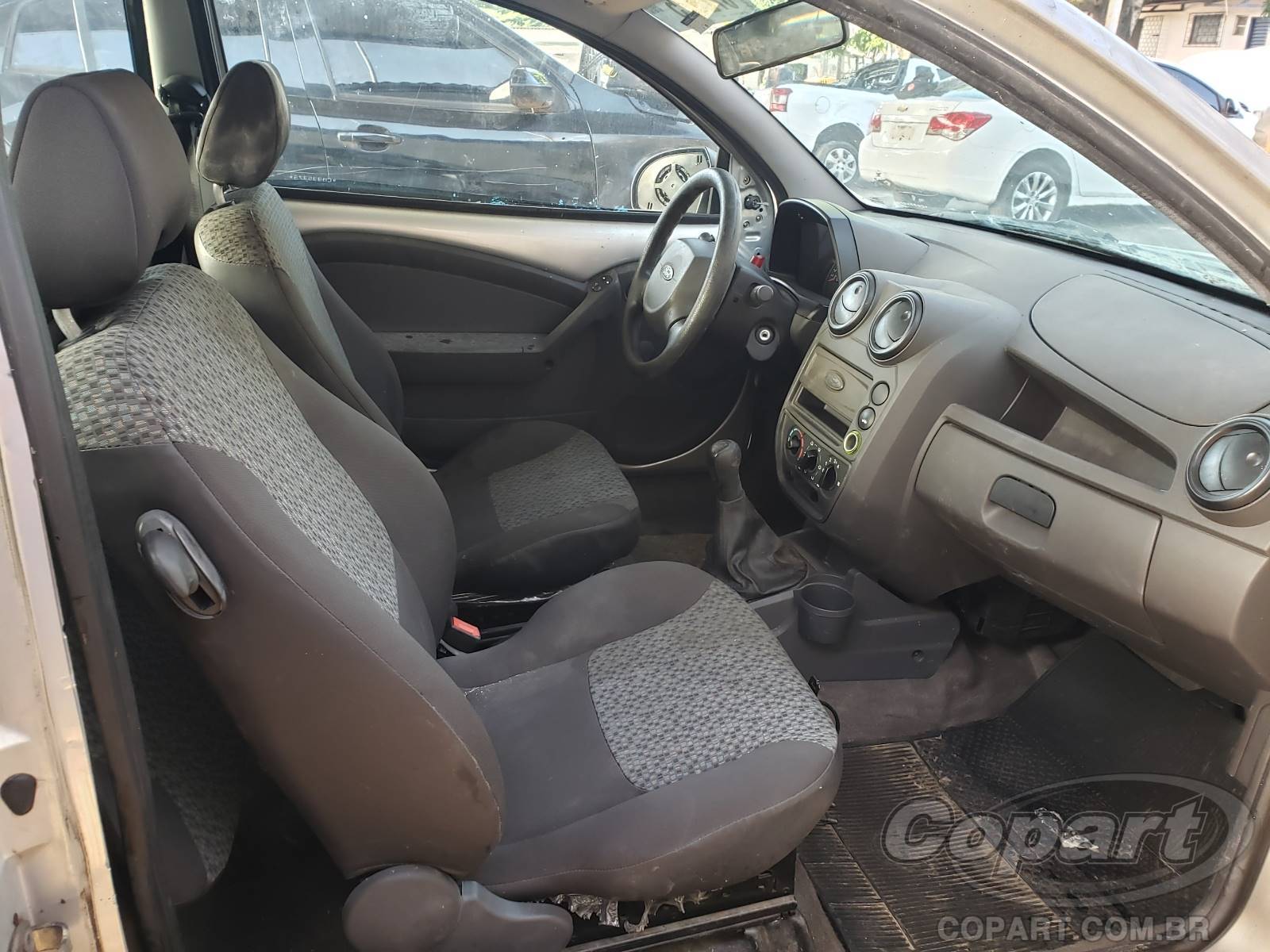 Foto 5: 2012 FORD KA