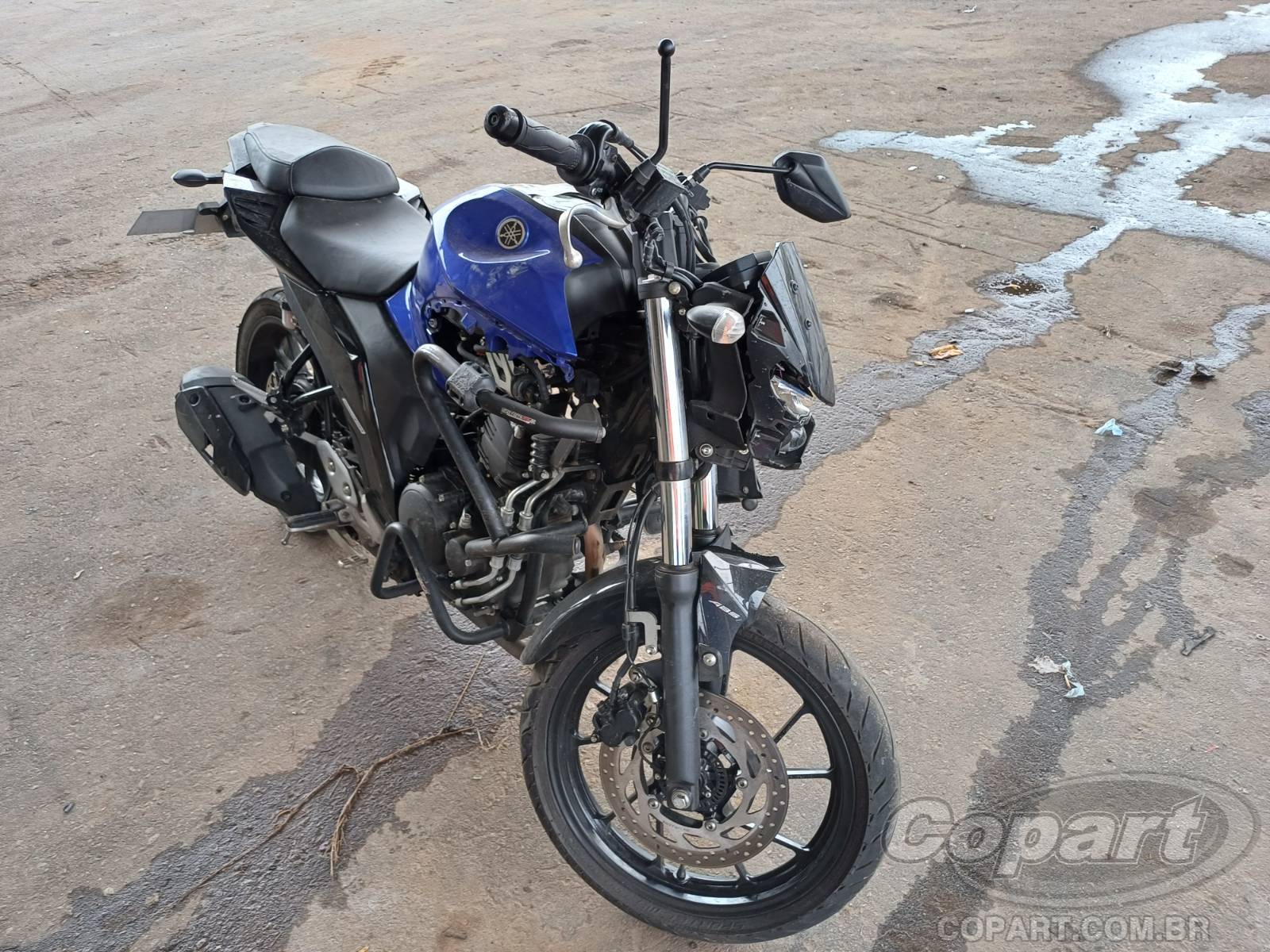 Veículo YAMAHA FZ25 Yamaha FZ25 Fazer 250 ABS 2024 Pequena Monta 2024 em leilão