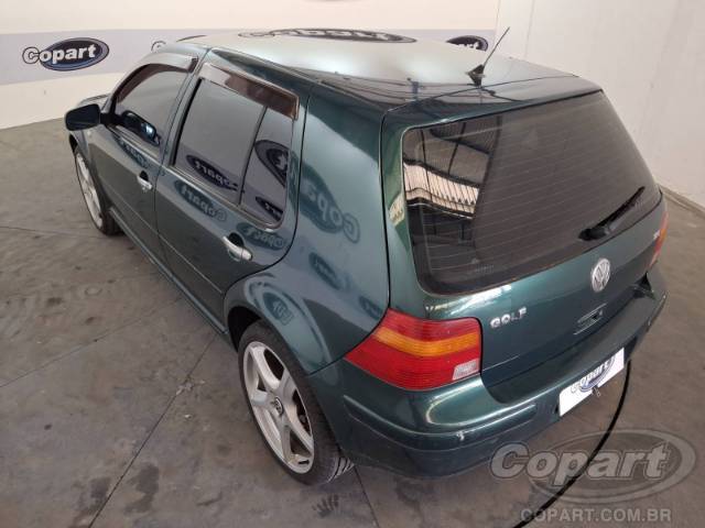 2001 VOLKSWAGEN GOLF 