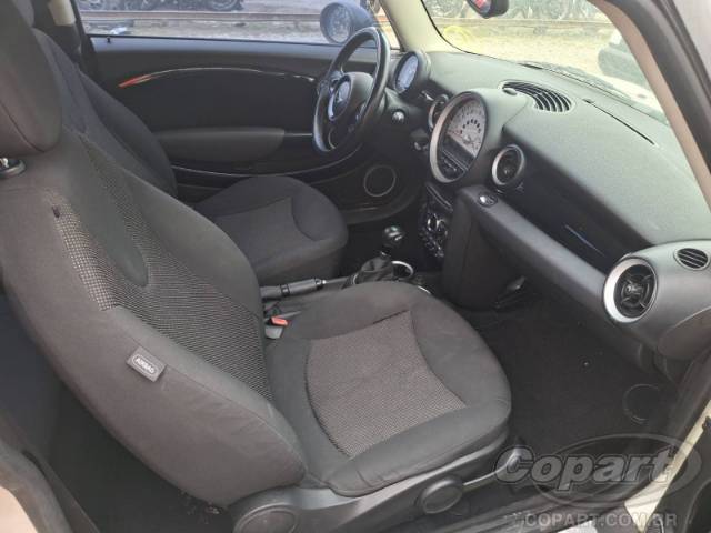 2012 MINI COOPER 