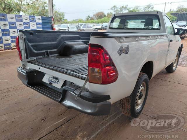 2026 TOYOTA HILUX CS 