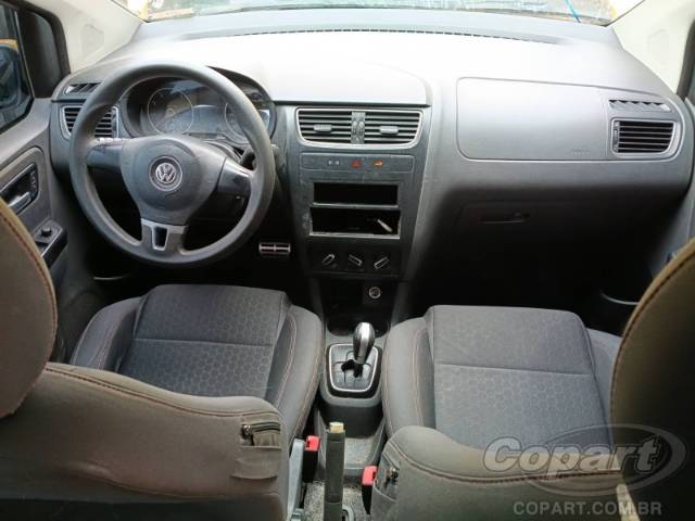 2013 VOLKSWAGEN FOX 