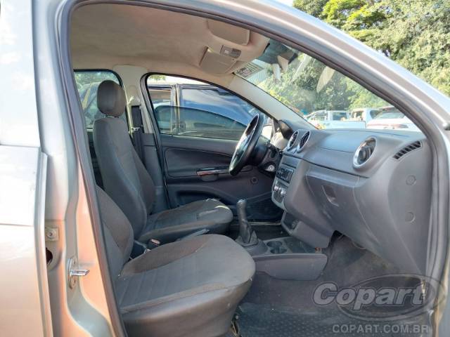 2009 VOLKSWAGEN GOL 