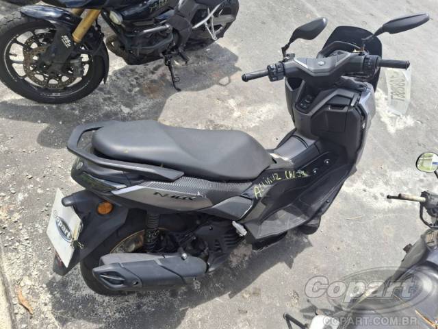2025 YAMAHA NMAX 