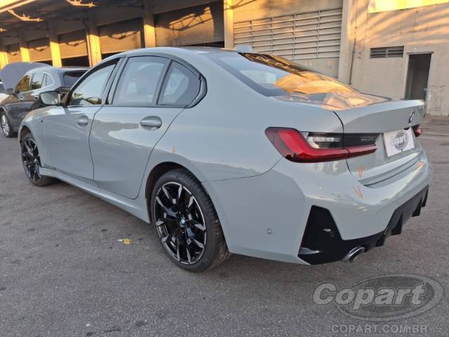 2025 BMW SERIE 3 