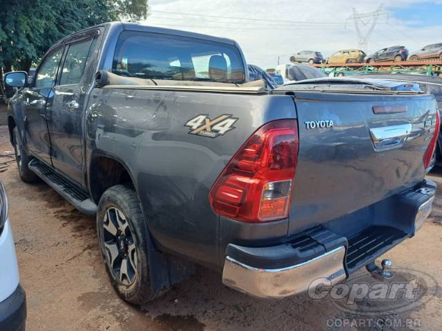 2020 TOYOTA HILUX CD 