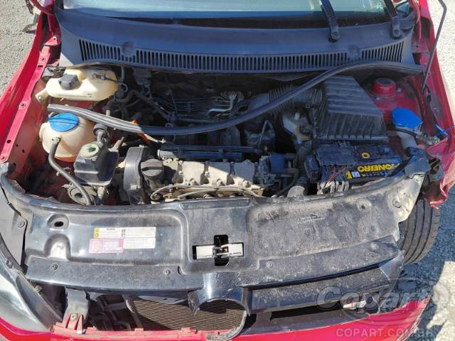 2014 VOLKSWAGEN FOX 
