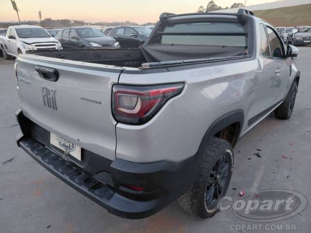 2025 FIAT STRADA 