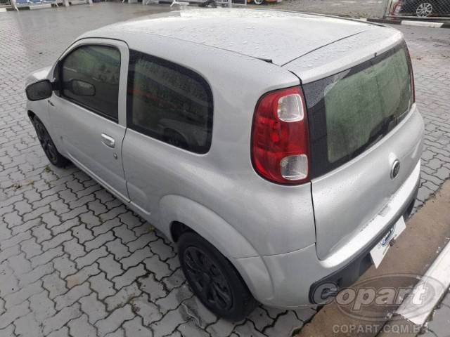 2014 FIAT UNO 