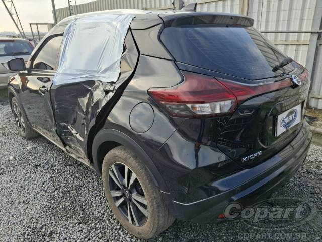 2022 NISSAN KICKS 
