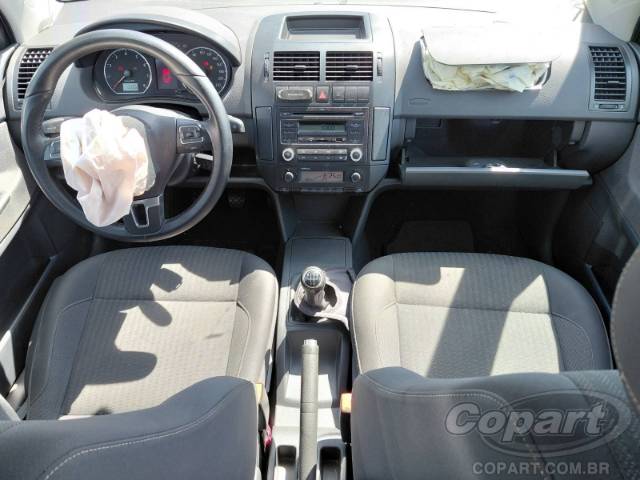 2014 VOLKSWAGEN POLO 