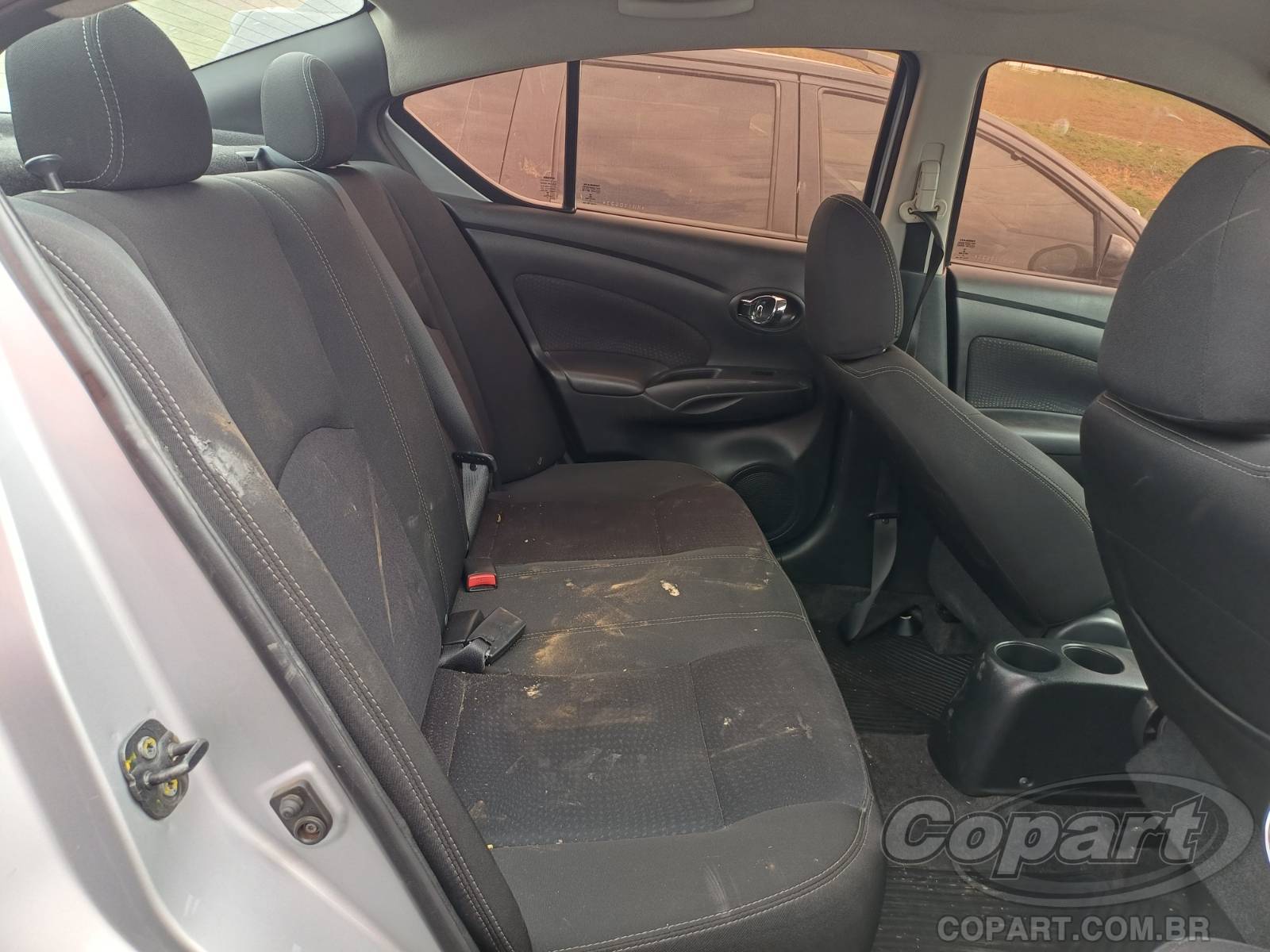 Foto 6 de 14: 2019 NISSAN VERSA