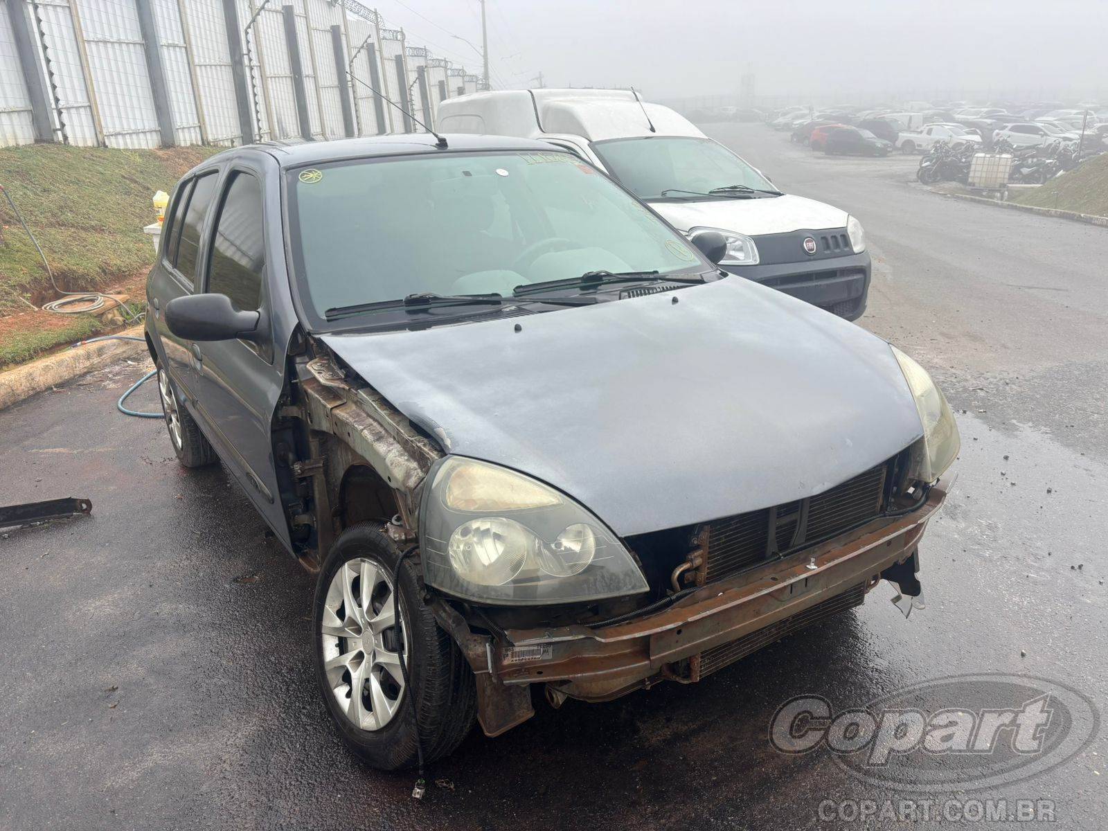 Veículo Renault Clio Renault Clio 2010 1.0 16V Flex 2010 em leilão