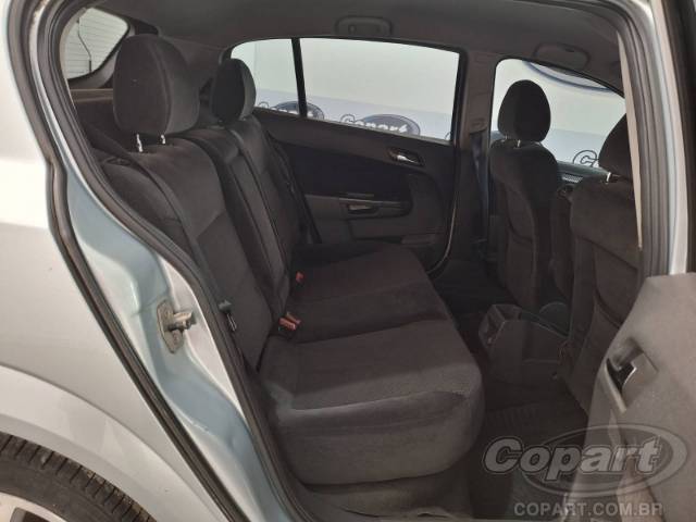 2011 CHEVROLET VECTRA HATCH 