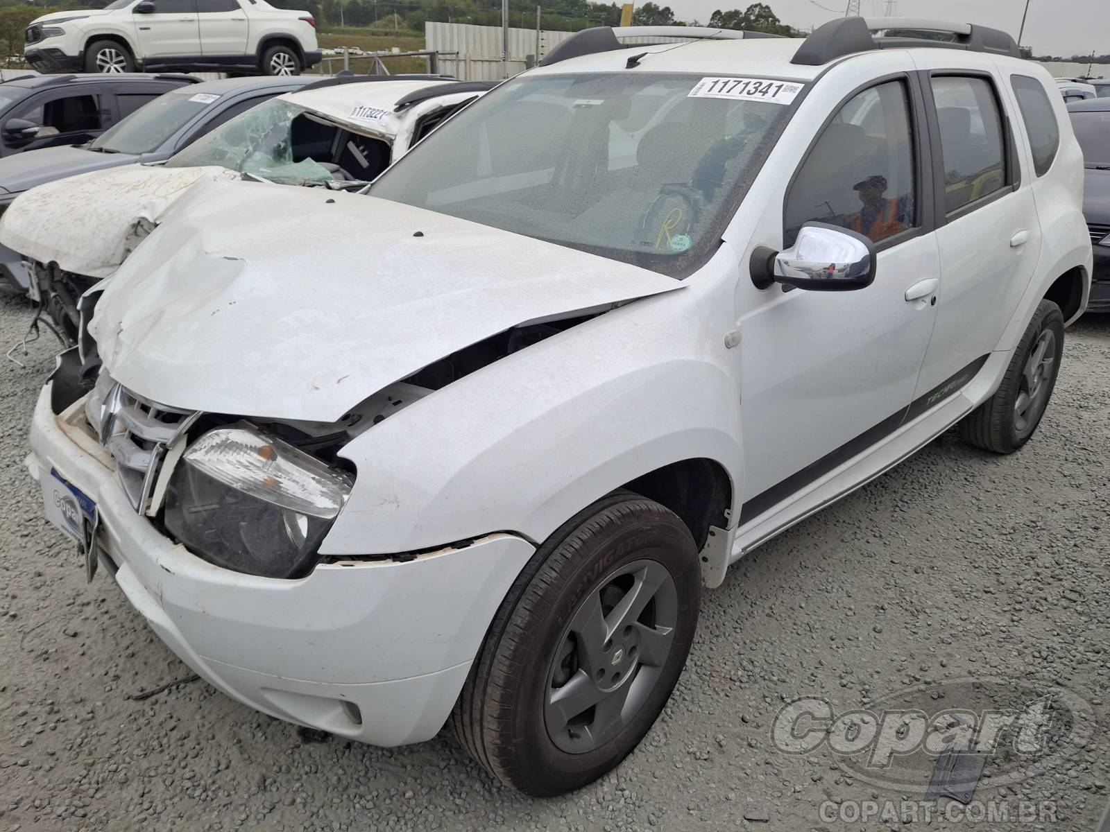 Foto 2: 2014 RENAULT DUSTER