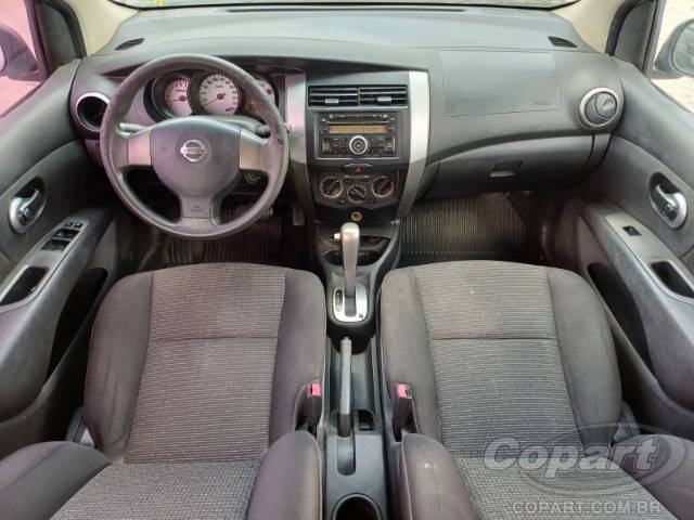 2013 NISSAN LIVINA 
