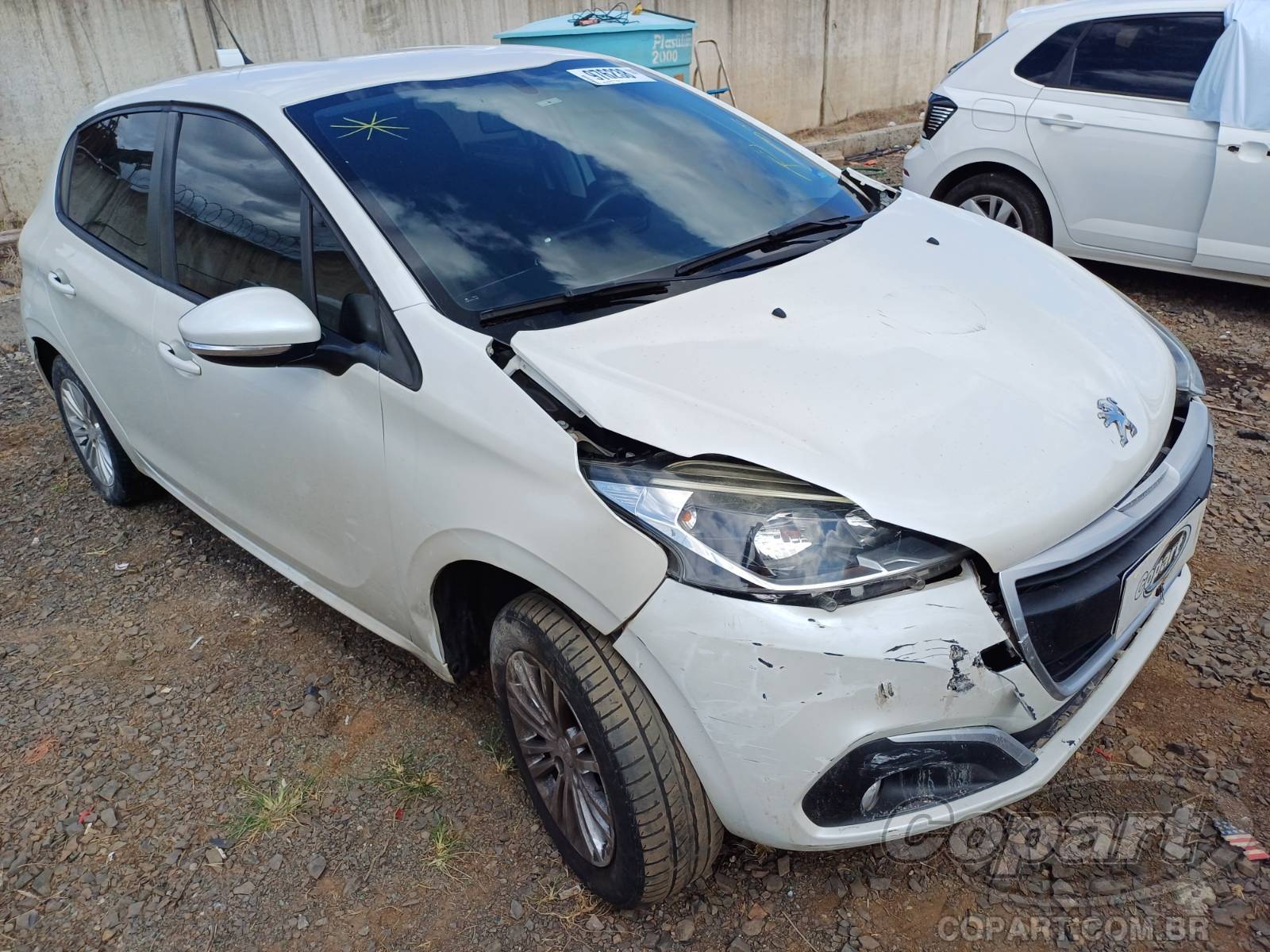 Peugeot 208 Active Pack 1.2 12V VTi PureTech 2017 Pequena Monta
