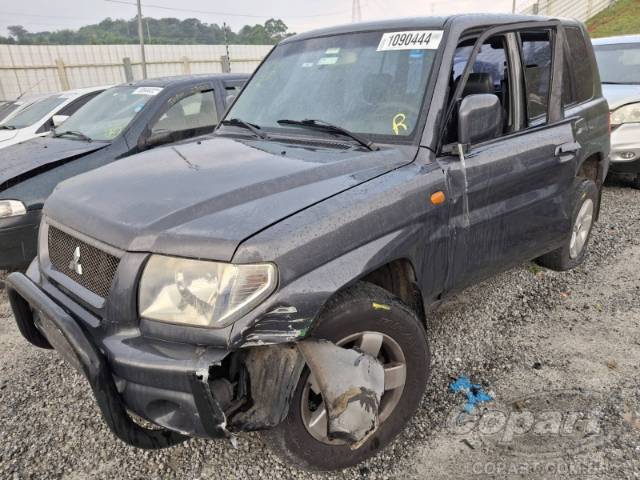 2004 MITSUBISHI PAJERO TR4 