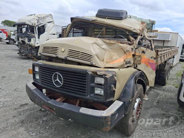 1989 MERCEDES BENZ L-1318 