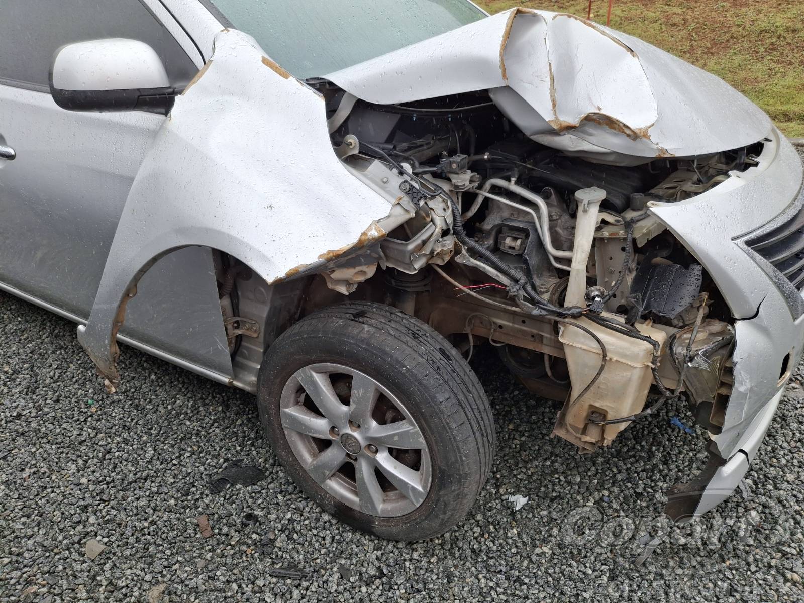 2013 NISSAN VERSA — foto 14 de 15