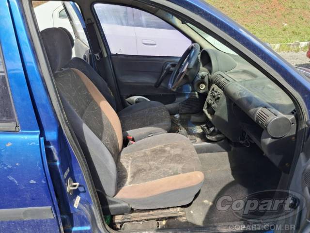 2001 CHEVROLET CORSA WAGON 