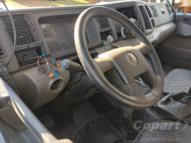 2012 VOLKSWAGEN CONSTELLATION 