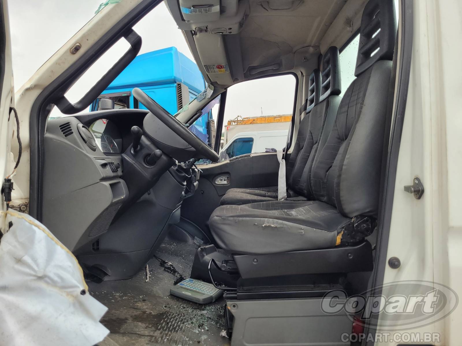 2015 IVECO DAILY CHASSI — leilão em Pirapora/SP (foto 5)