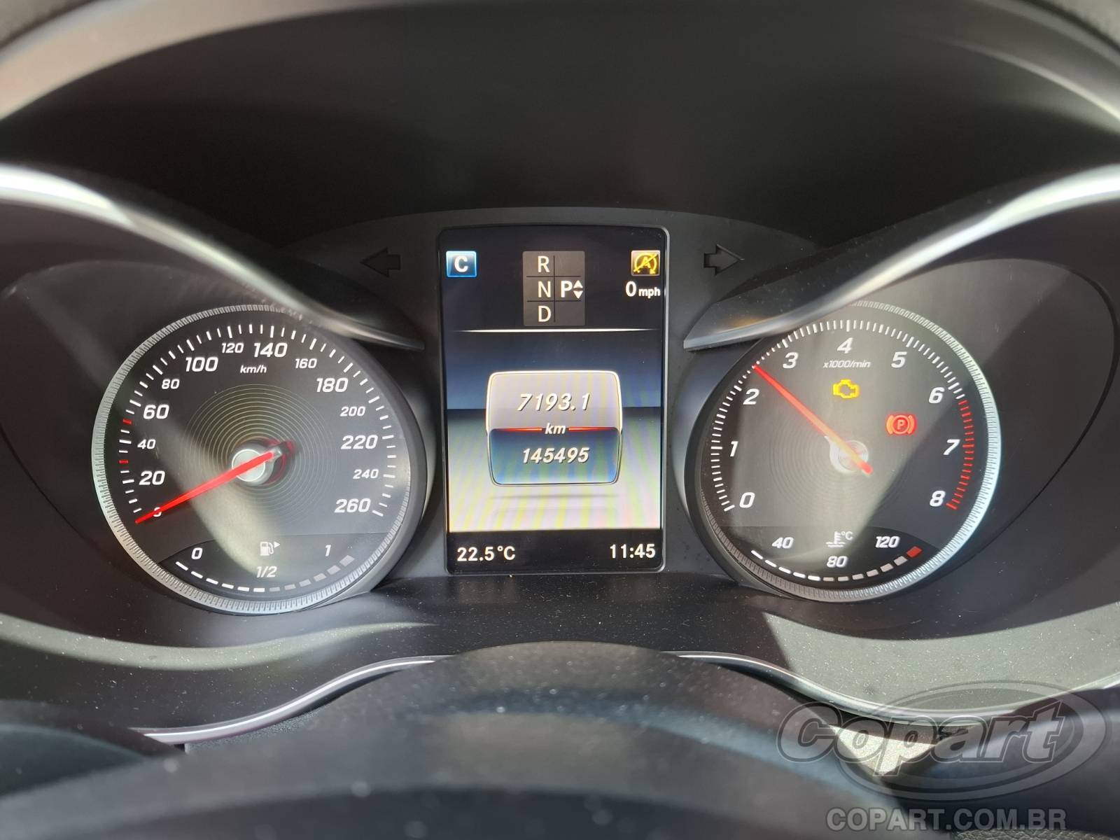 Foto 8 de 10: 2016 MERCEDES BENZ CLASSE C