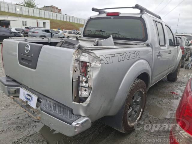 2015 NISSAN FRONTIER CD 