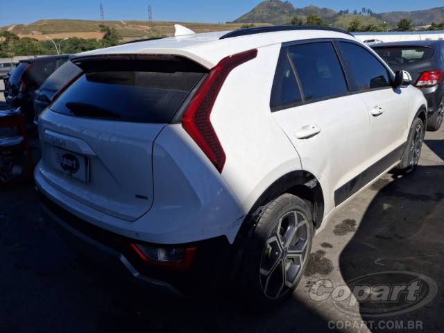 2024 KIA NIRO 