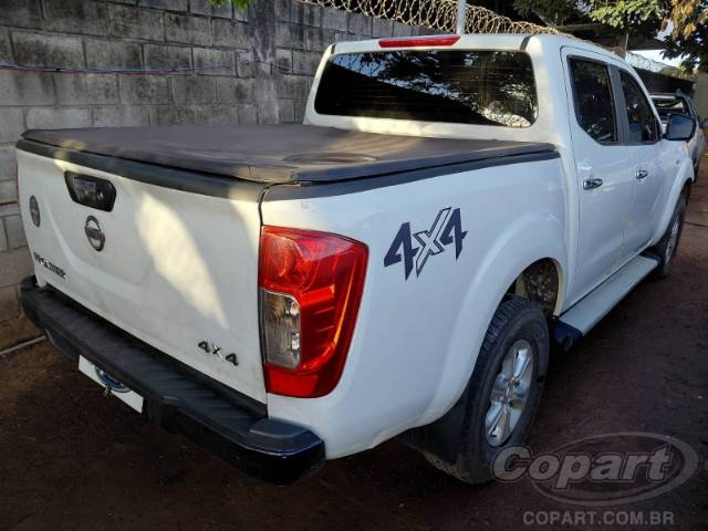 2021 NISSAN FRONTIER CD 