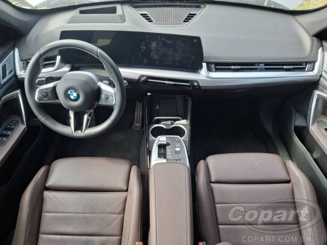 2025 BMW X1 