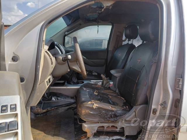 2010 NISSAN FRONTIER CD 