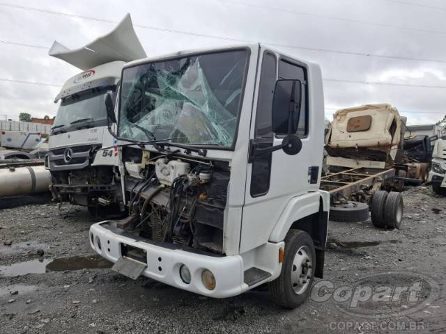 2005 FORD CARGO 815 