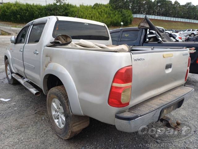 2013 TOYOTA HILUX CD 