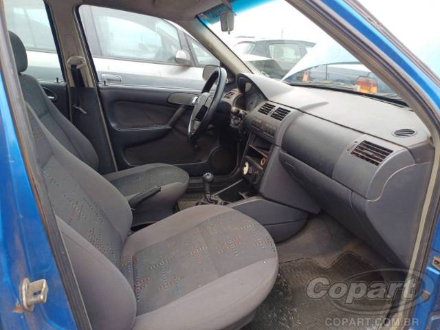 2002 VOLKSWAGEN GOL 
