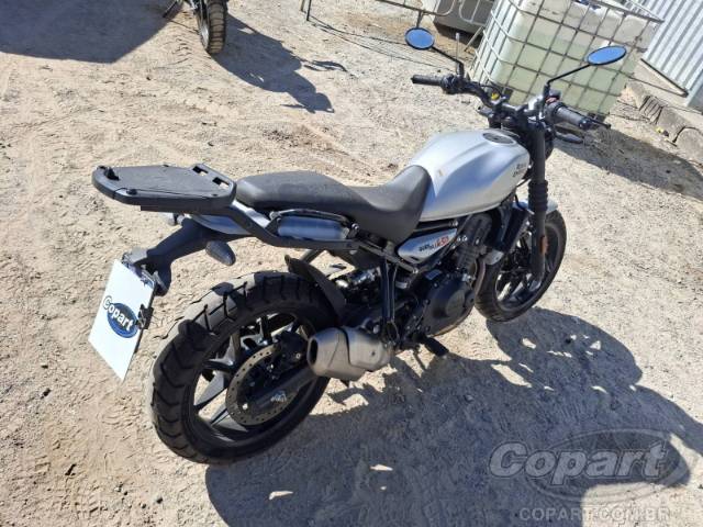 2026 ROYAL ENFIELD Guerrilla 