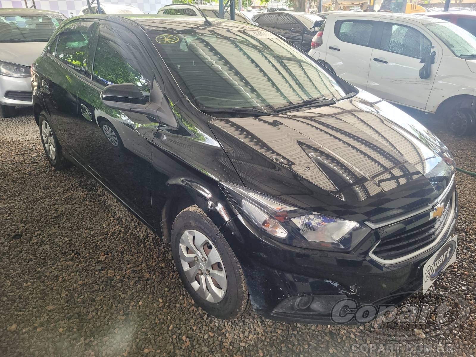 CHEVROLET ONIX LT 1.0 Eco 2017 Colisão Média Monta