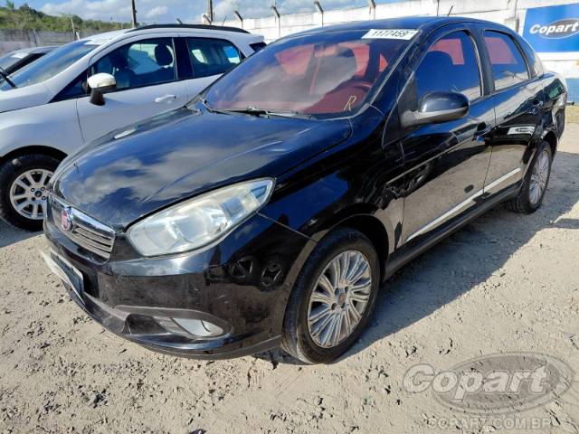 2015 FIAT GRAND SIENA 