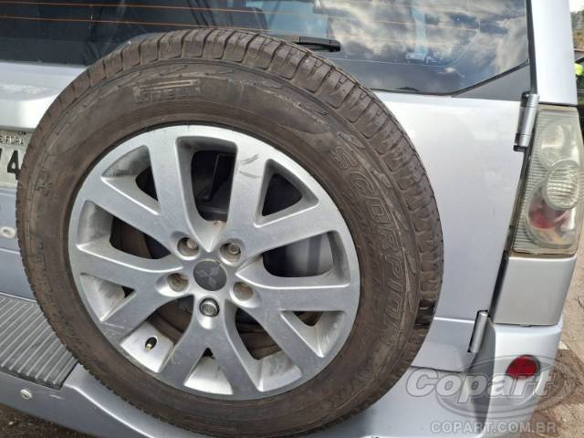 2010 MITSUBISHI PAJERO TR4 