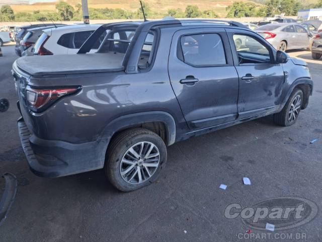 2024 FIAT STRADA CD 