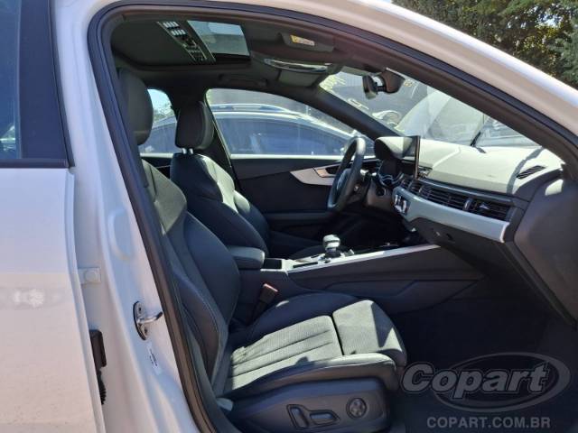 2023 AUDI A4 