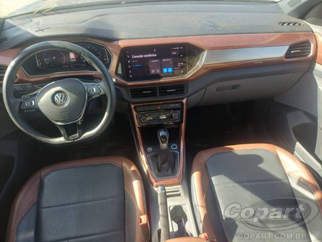 2021 VOLKSWAGEN T-CROSS 
