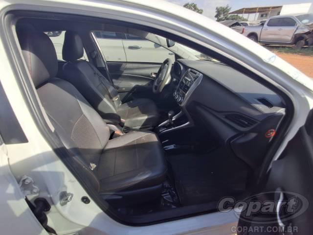 2019 TOYOTA YARIS SEDA 