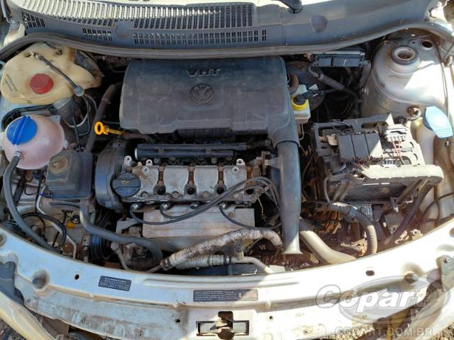 2010 VOLKSWAGEN VOYAGE 